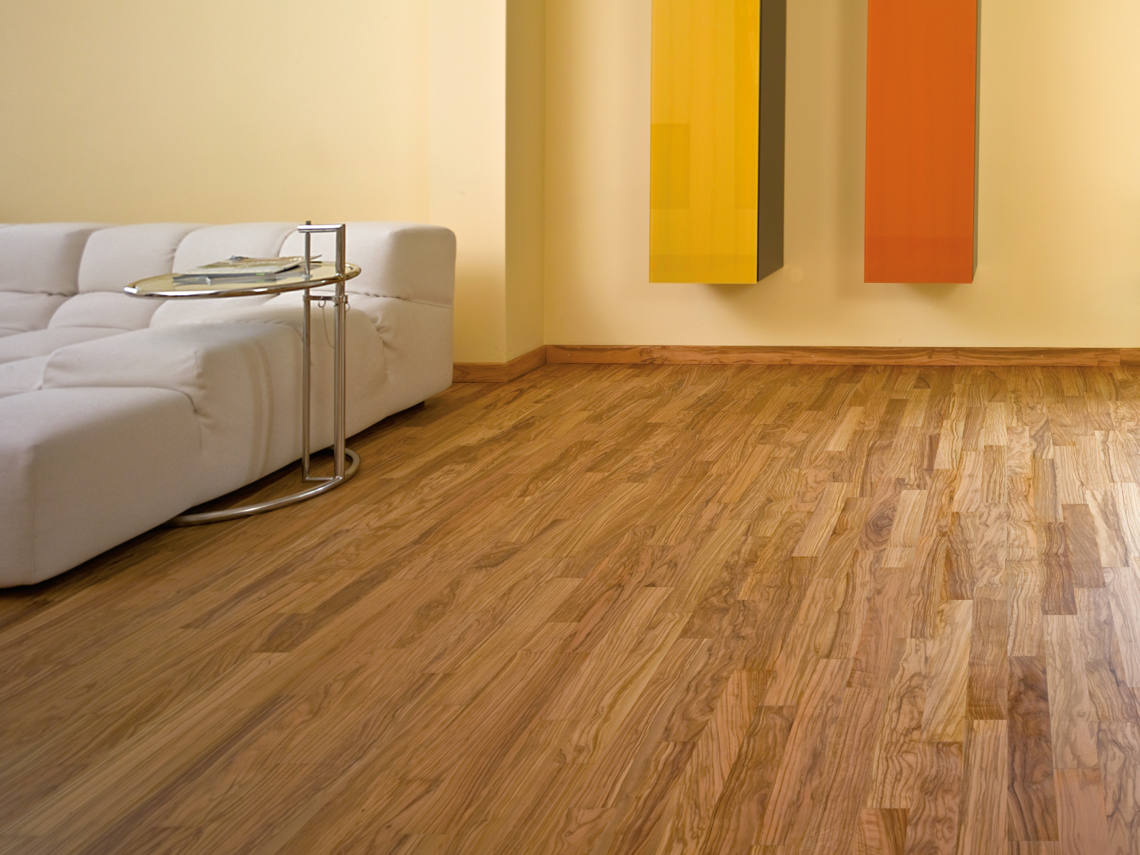 Olive wood parquet Venato Extra V12